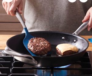 PH carbon steel 12” / 30.4 cm skillet