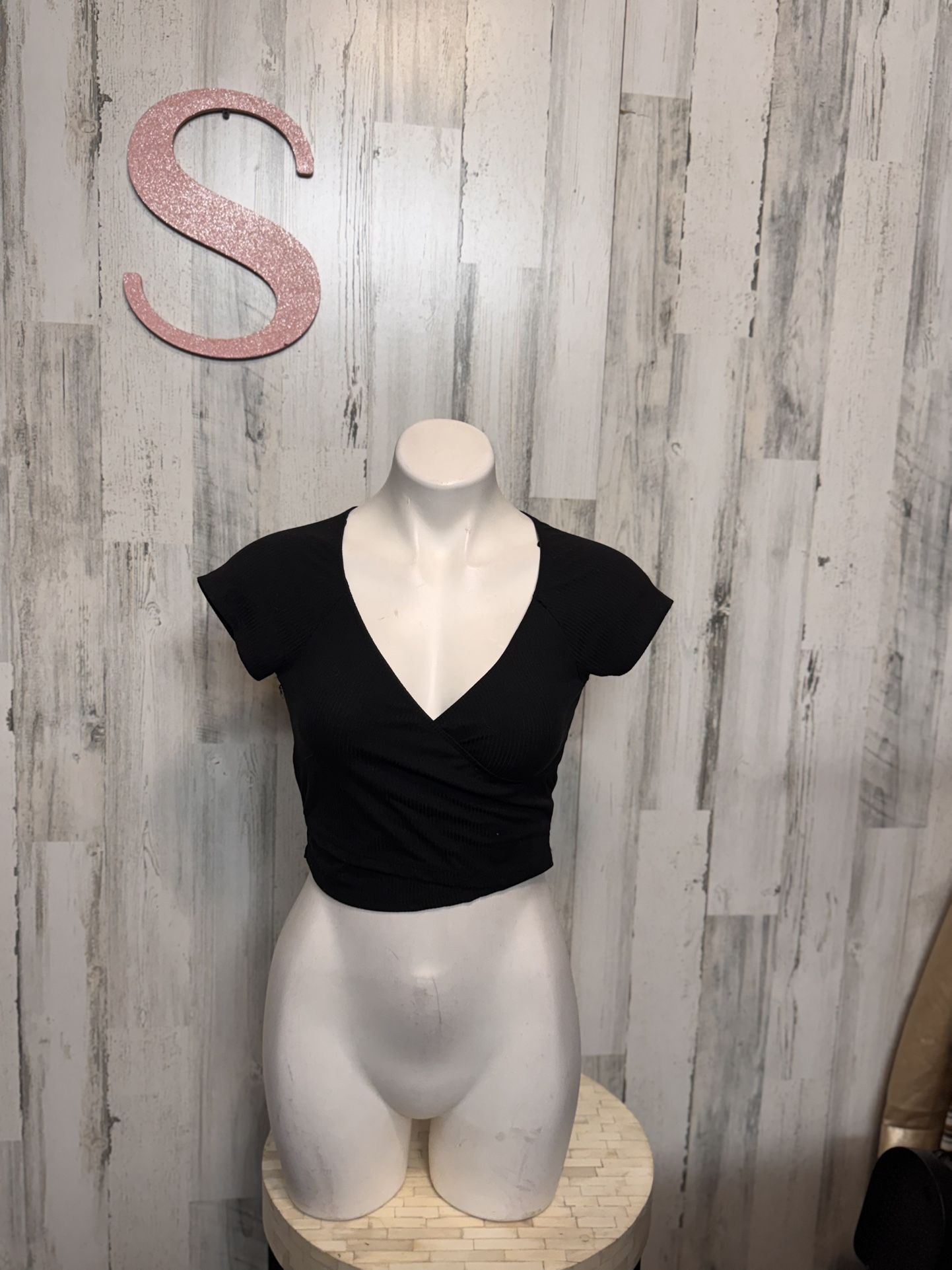 Black Crop Top 