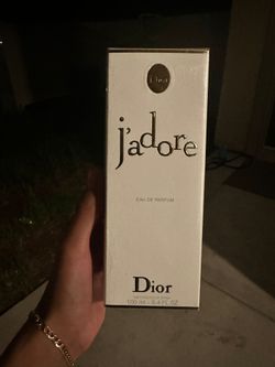 Dior perfume