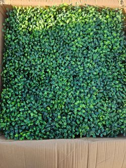 24 Artificial grass wall panels 20x20