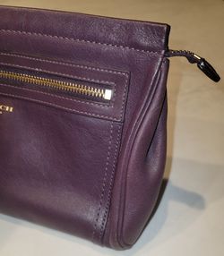 Coach Clutch Zip Close with Tassle Wine Merlot Maroon, Pre-owned Thumbnail