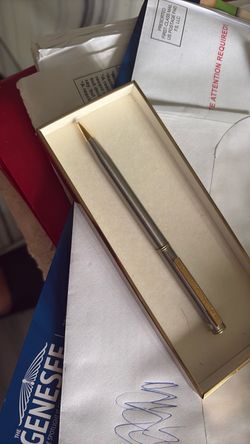Phillip Morris USA Silver and Gold Pen and Pencil Set