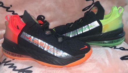 Nike size 5Y