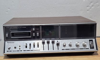 Untested (Damaged) Panasonic RS-864S Receiver FM/AM Stereo 8 Track Player