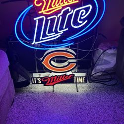 CHICAGO BEARS VINTAGE NEON SIGN - MILLER LITE - - PERFECTLY WORKING (ITS MILLER TIME) 