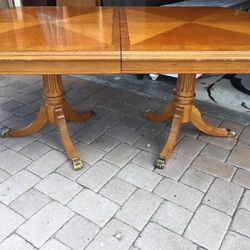 Universal furniture Company Dining table 