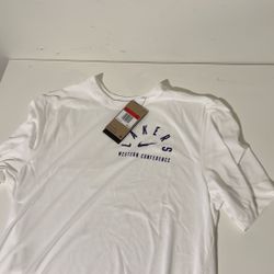 Lakers Shirt Men’s Large Tall obo $25