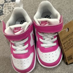 Toddler Nike Dunk Size 7 New