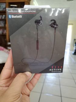 FIIL Headphones