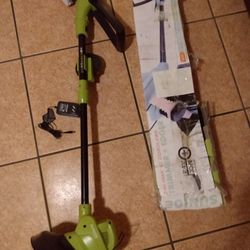 Grass Trimmer/Edger ( Seed eater ) Read Ad .
