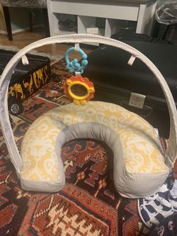 Fisher Price Infant Feeding & Support Pillow