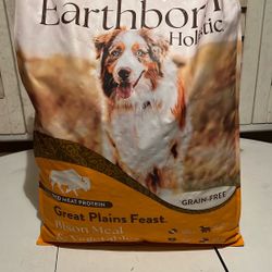 Earthborn Holistic Great Plains Feast Bison Meal & Vegetables Grain-Free Dry Dog Food, 25-lb bag, Never Been Open Bag. Very Good Conditions 