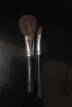 Bare minerals brushes