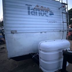 2001 RV toy hauler Tahoe transport by Thor