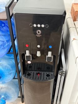 Water dispenser primo