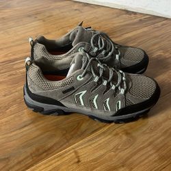Womens Hiking shoes