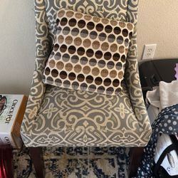 3 Chairs For Free