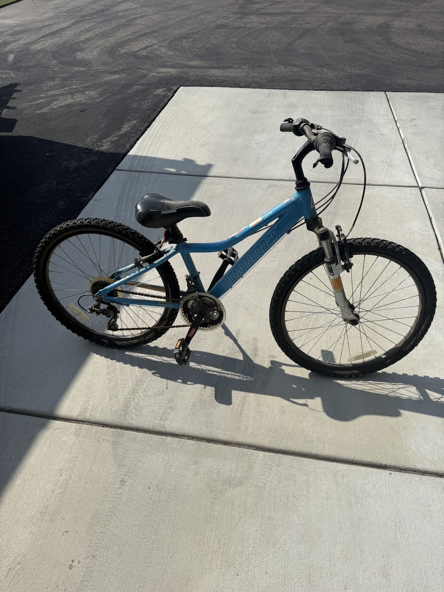 Diamondback Luster Girls Mountain Bike