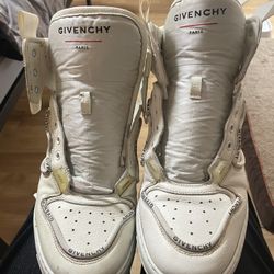 Givenchy Sneakers Size 10
