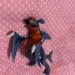 Pokemon Garchomp  Figure 