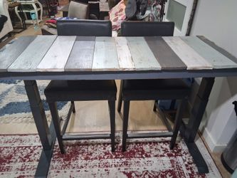 Computer desk