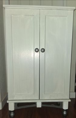 Jelly Cabinet