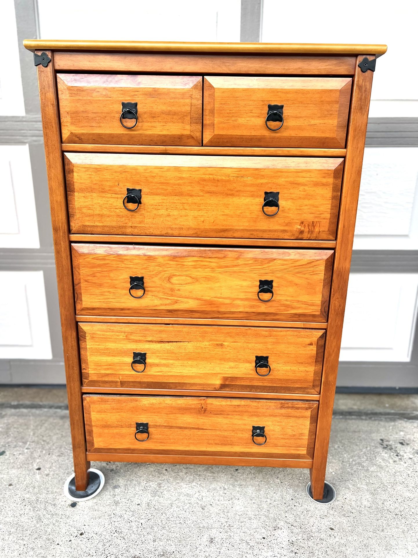 Wood, Tall Dresser  … 6 Drawers 