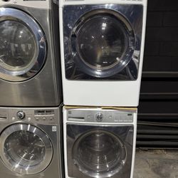 Kenmore washer and gas dryer set 