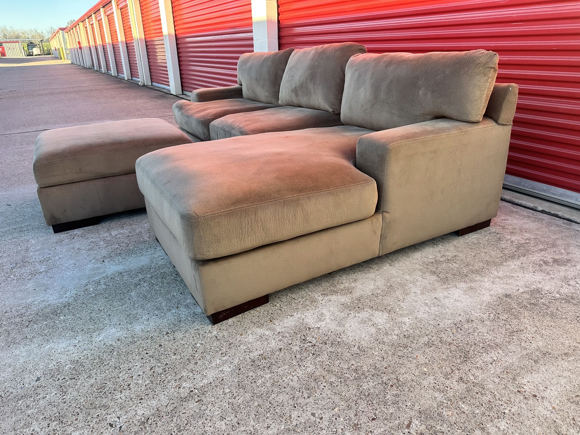 High Quality Ashley Furniture Sectional Couch + Storage Ottoman DELIVERY AVAILABLE for Sale in