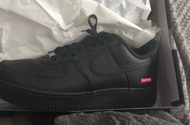 Men’s Nike supreme Air Force’s size 11.5