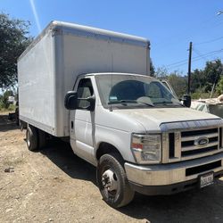 Ford E450 Box Truck