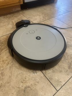 Roomba i1