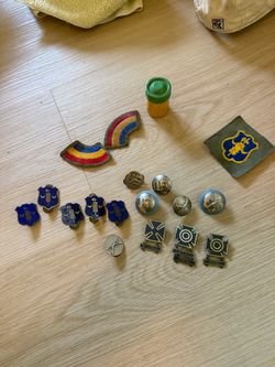 Ww2 army memorabilia