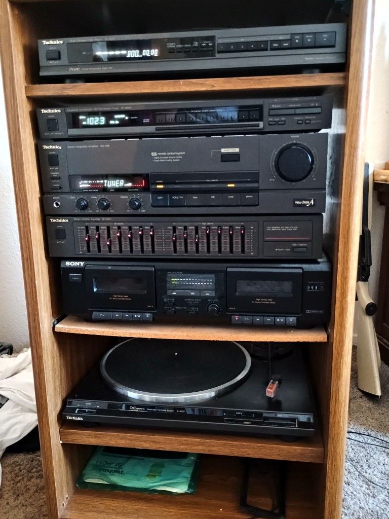 Technics 110 Watt Per Channel , Stack Stereo System