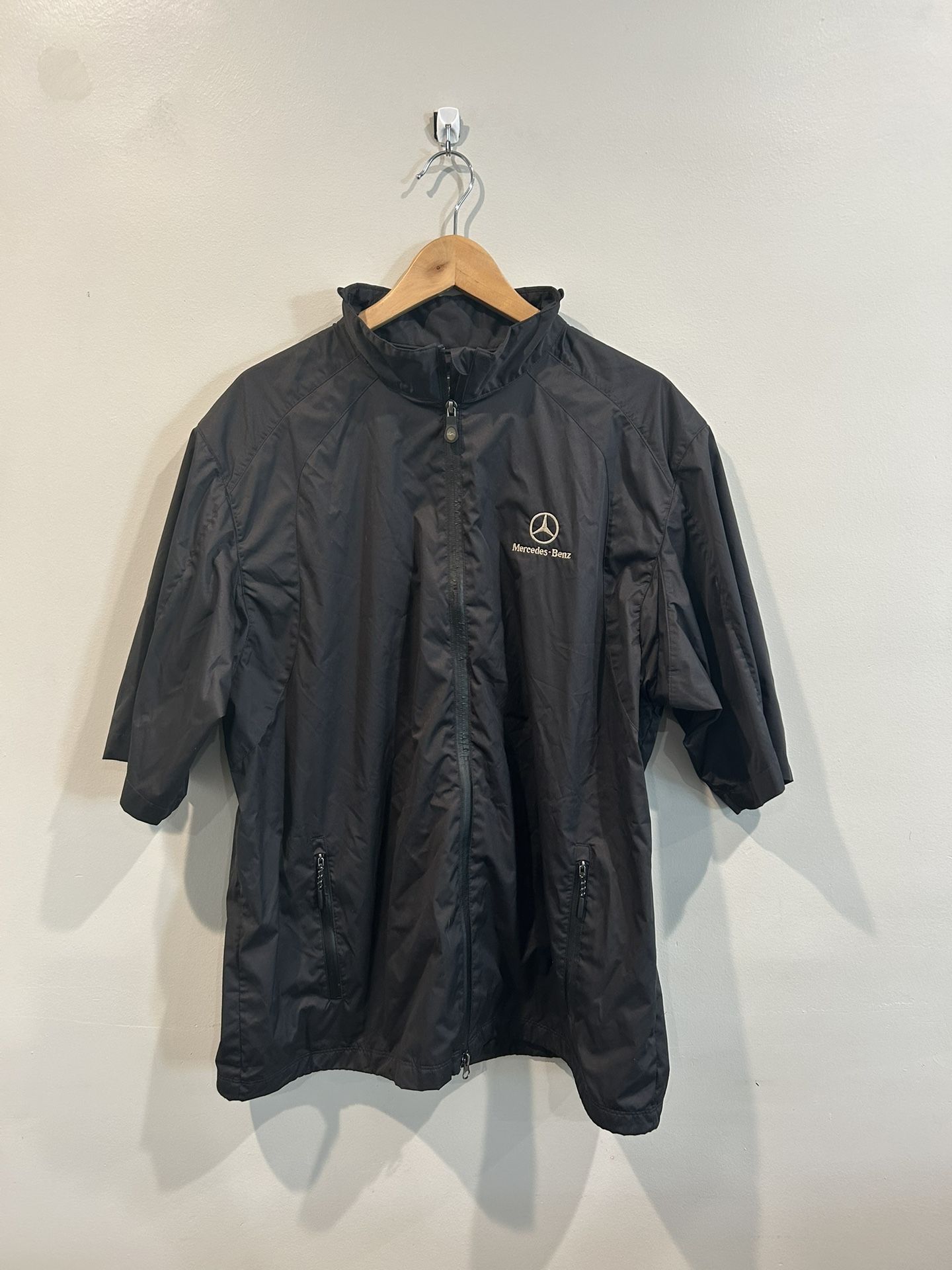 Mercedes-Benz Greg Norman Epic Short Sleeve Windbreaker Jacket L
