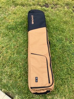 SNOWBOARD WITH CASE