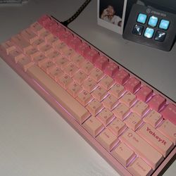 Pink, custom Wooting 60HE, Yakeyult