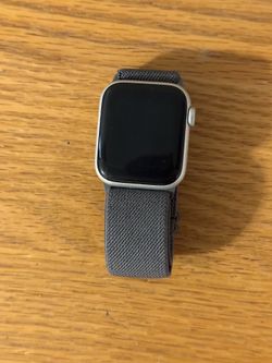Apple Watch SE (2nd Gen) GPS