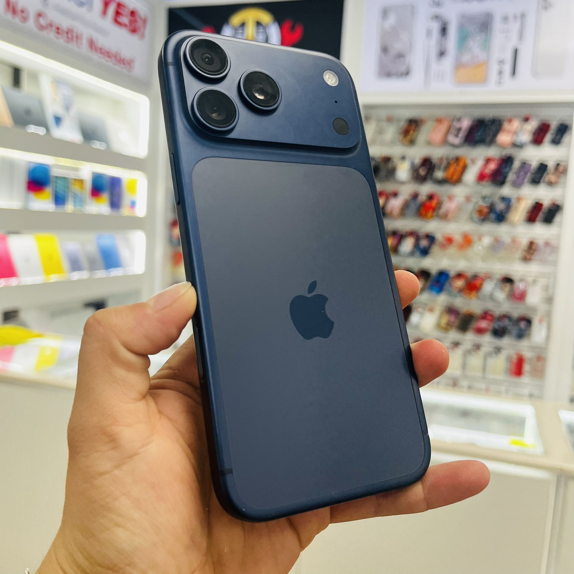 17 Pro Max 256gb Unlocked $50 Down Payment