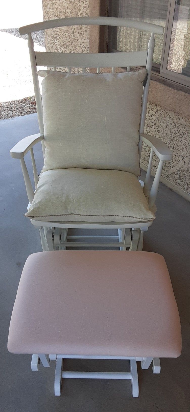 GLIDER CHAIR AND STOOL