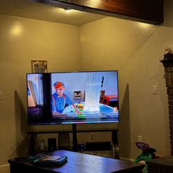 Broken tv Screen