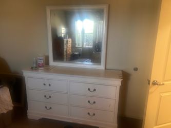 Dresser with mirror