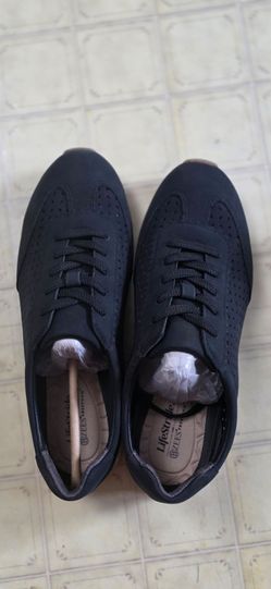 Women shoes size 8