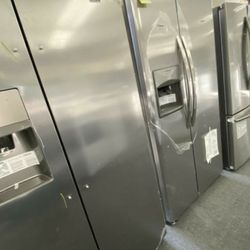 Frigidaire Side By Side Fridges up to 50% off MSRP HUGE SHOWROOM