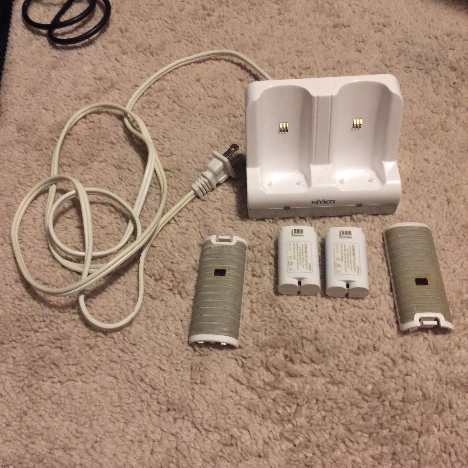NYCO Wii Charging Station