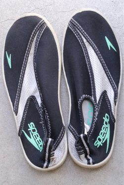 Speedo Surfwalker Pro Women's Water Shoes - Size 5 - Black/Grey - w/ Box