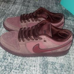 Nike Dunk Low Premium SB 'City of Love Collection - Burgundy Crush'
