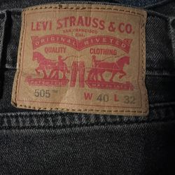 Levi’s Strauss & Co - 505 - Black