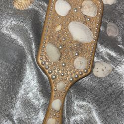 Shell Hairbrush 