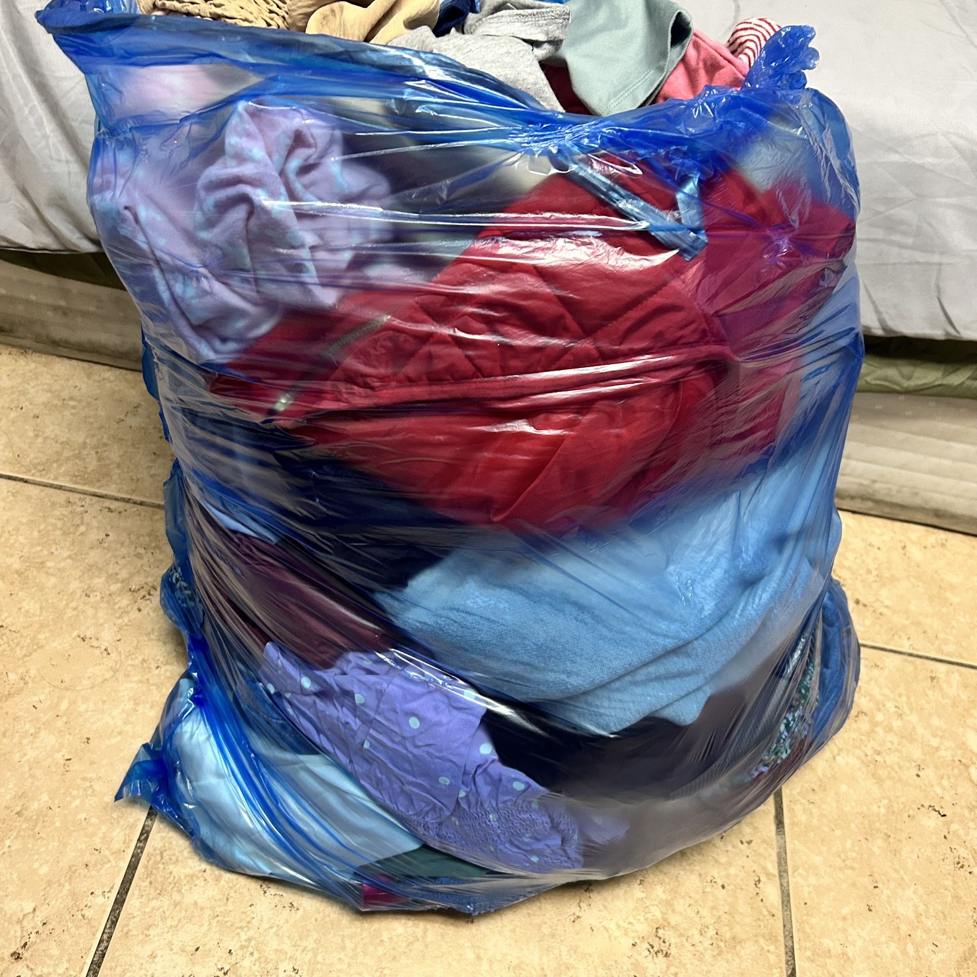 Bag Of Used Clothes $35 Puo 